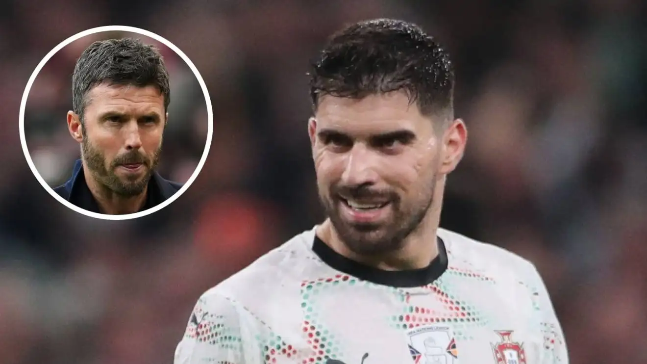 Man Utd Ajukan Tawaran untuk Rekrutan Pertama Carrick