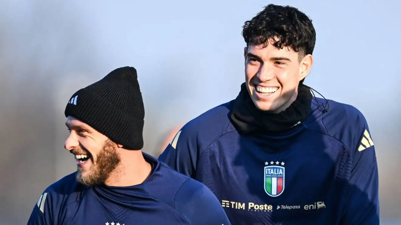 Arsenal Bidik Pemain