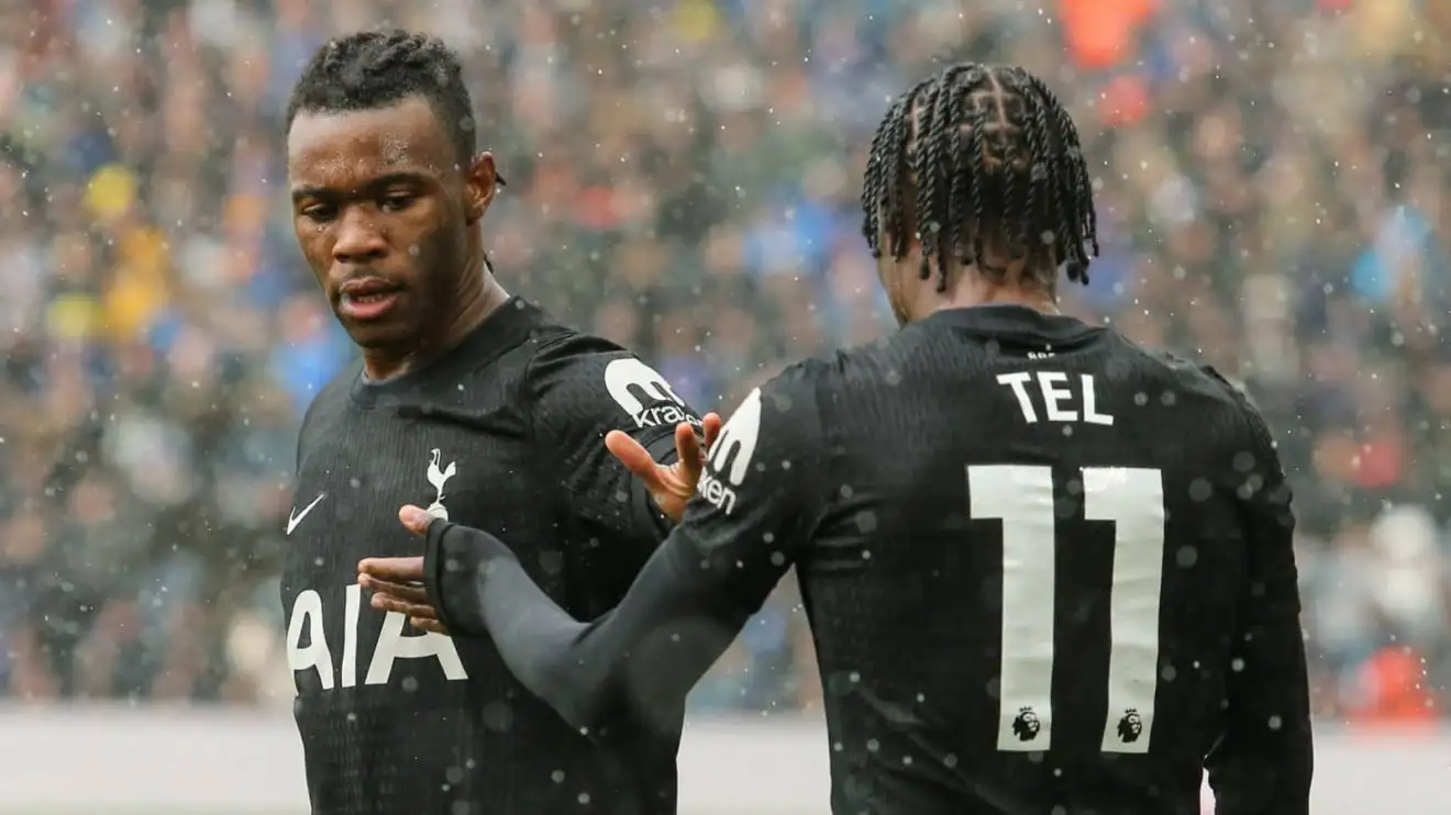 Tottenham Tunggu Minat Terlambat pada Penyerang Gelisah