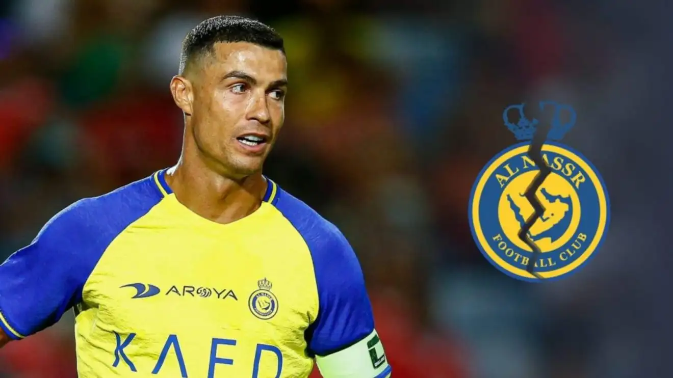 Cristiano Ronaldo with a cracked Al Nassr badge
